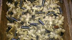 Кран бронзовый к запорному устройству указ.уровня   ф6/10  резьба Тр1/4